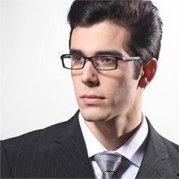 成熟眼镜男人生活照,岁月沉淀下的优雅与智慧